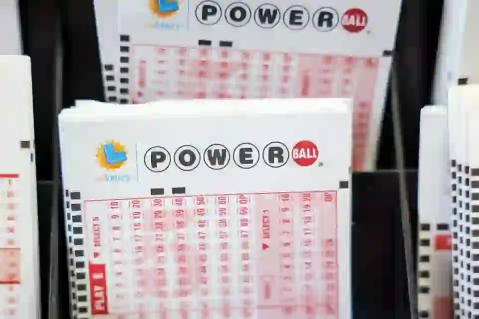 Powerball Debuts in UK, Wins $600 Million Jackpot on First Draw