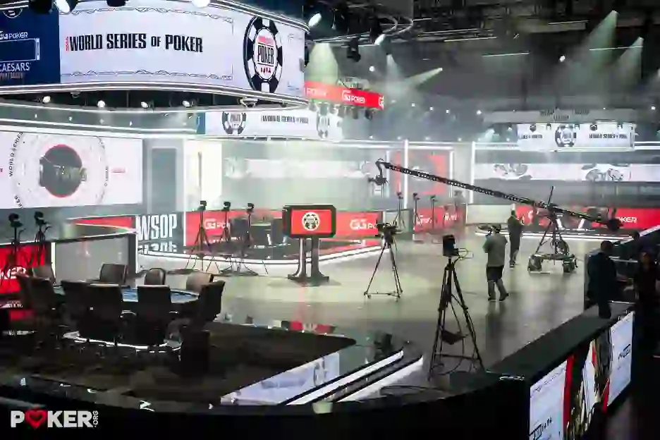 WSOP 2026: 9,000‑Plus Players Gather, Final Table on ESPN