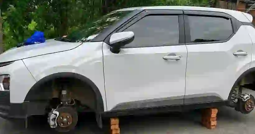 Do Insurance Policies Cover Stolen Tires? What You Need to Know About Parts Theft Protection