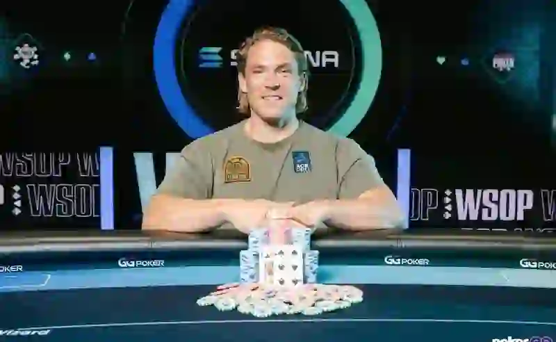 Alex Foxen Wins 4th WSOP Bracelet in Super Turbo Bounty as Foxens Take Double Titles